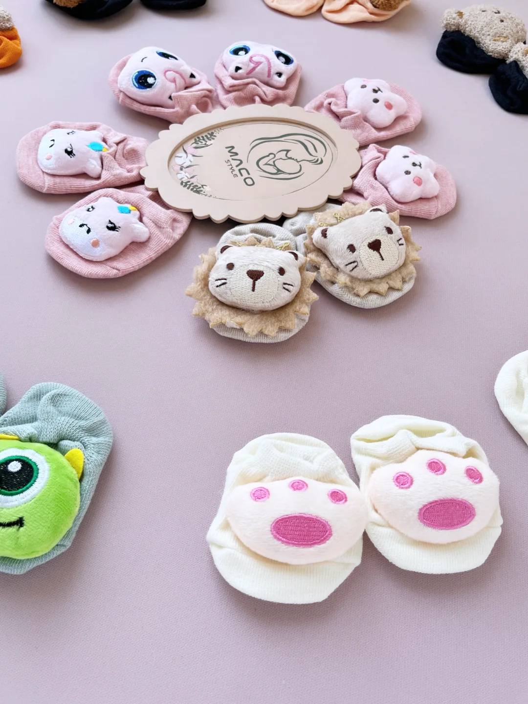 جوراب عروسکی گلکسیِ وارداتی  سری ۲✨