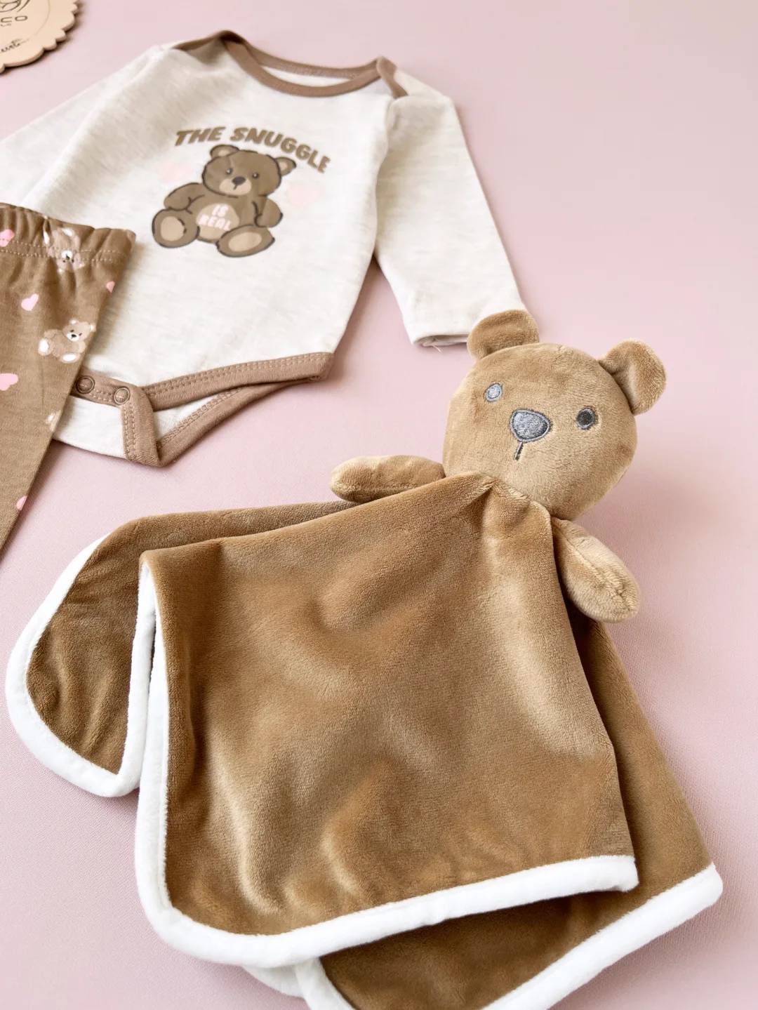 ست شش تکه 🧸🩷 
کد : 1202