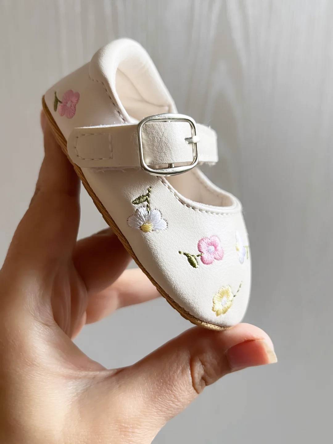 پاپوش چرم🌸🌼بهار
