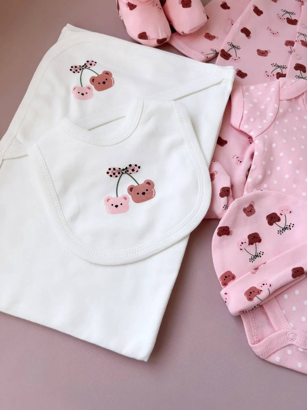 ست هفت تکه وارداتی 🐻🍒 
کد: 1232