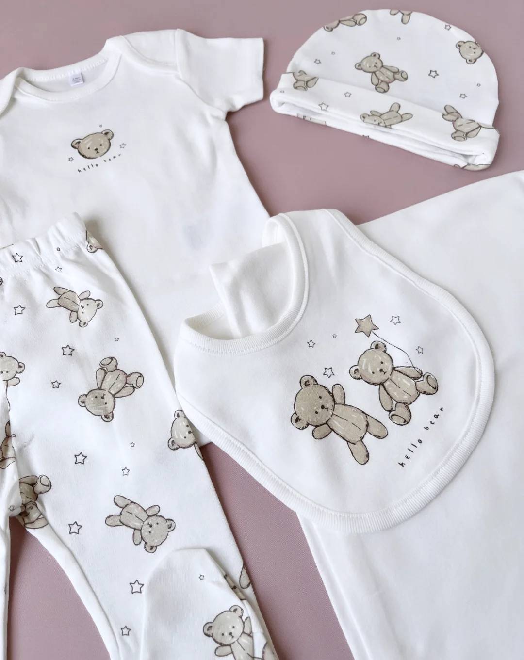 ست پنج تکه وارداتی 🧸🧸
کد :1214